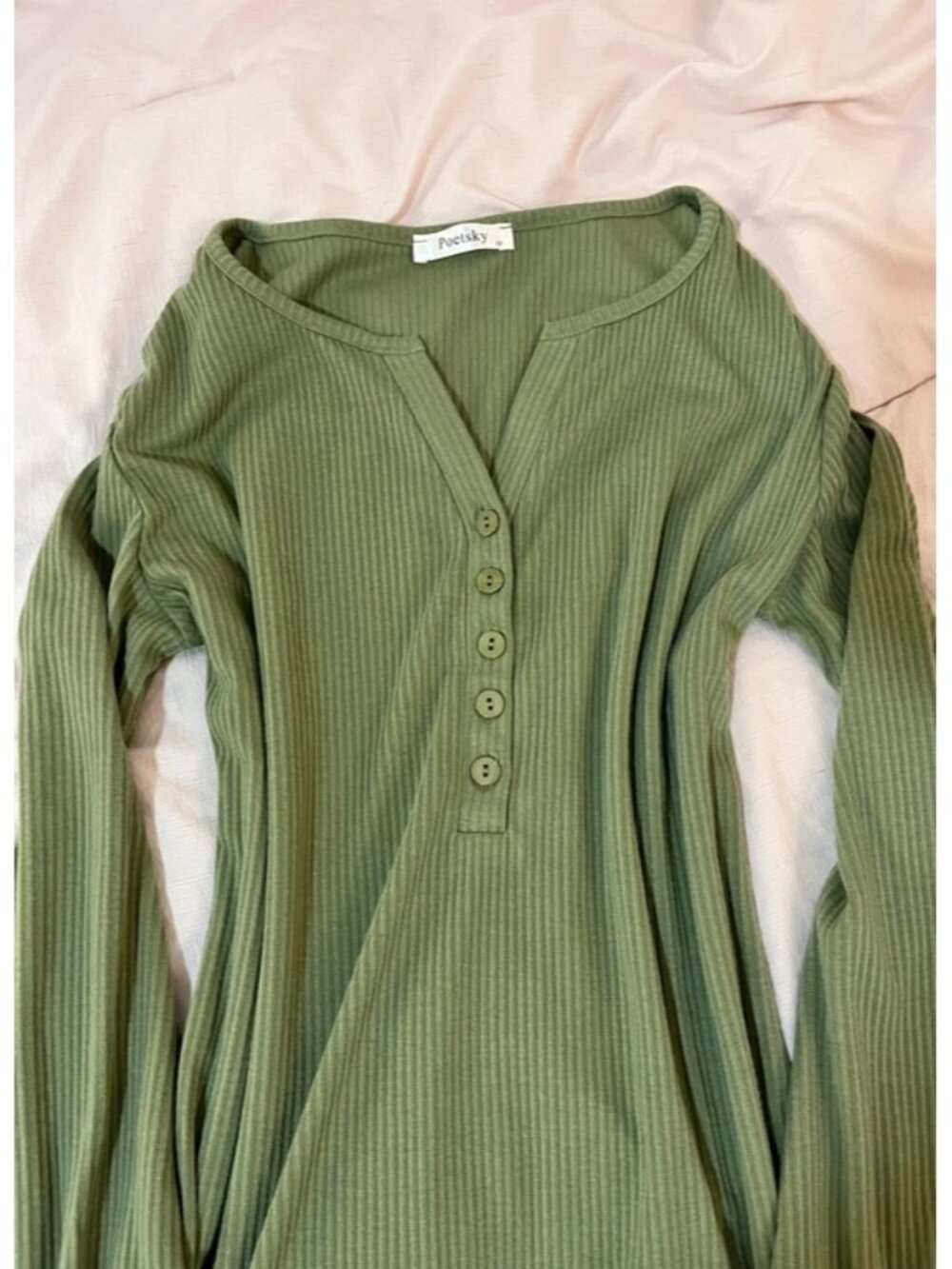 °• Forest Green Henley •°